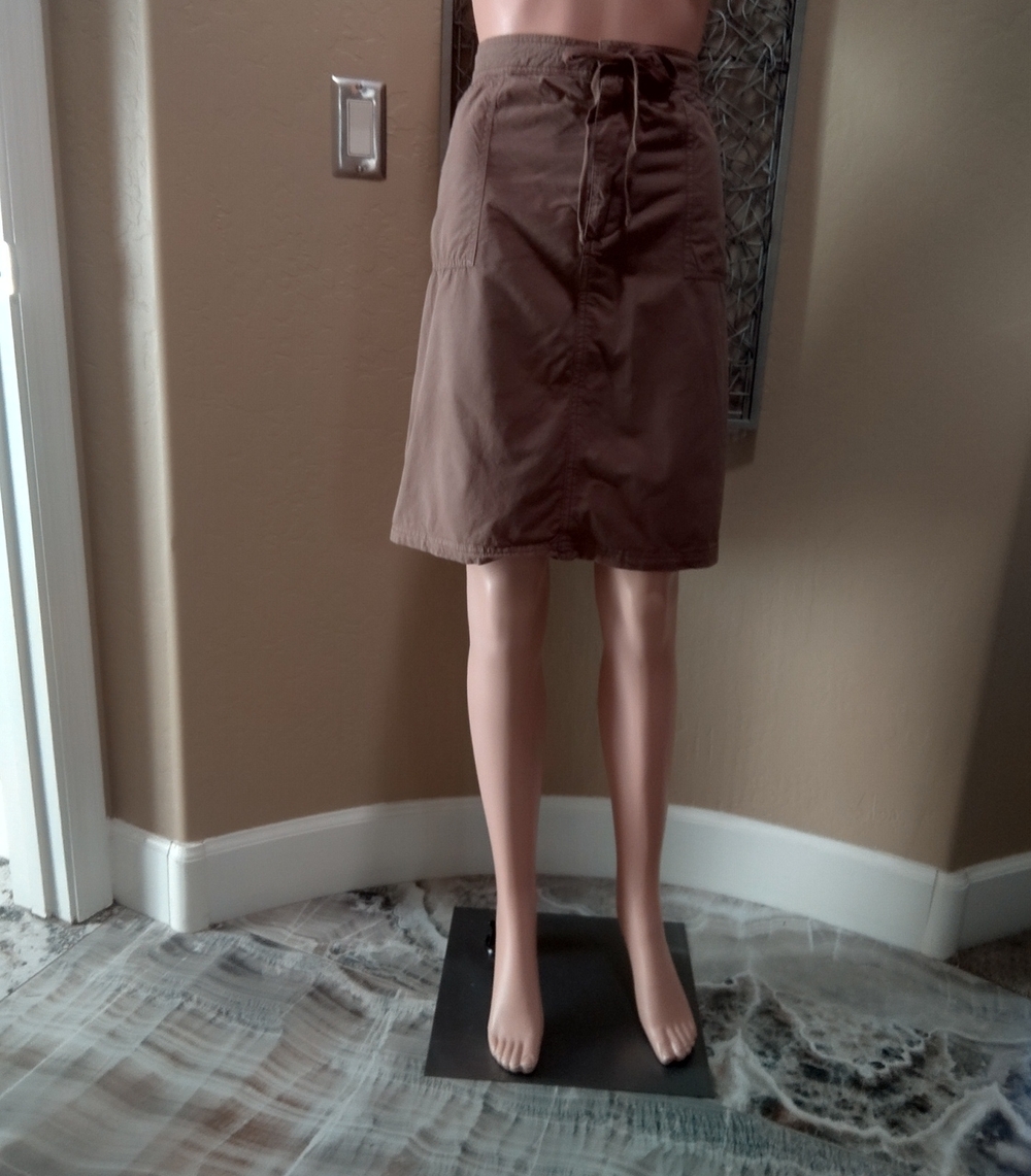 Fresh Produce Twill Skirt in Taupe Brown